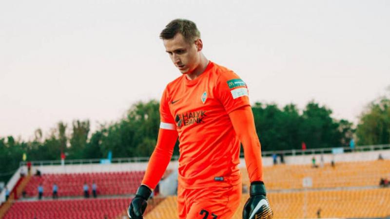 Покатилов – «Қайраттан» кетуі туралы: клубта қалуым үшін жалақымды 85 пайызға азайтуым керек болды