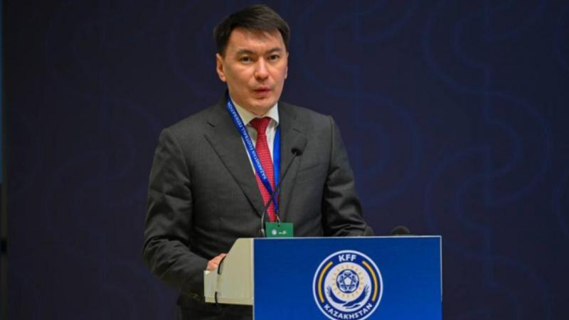 ҚФФ президенті мен бас хатшысы төрешілік мәселесі бойынша келіспей қалды